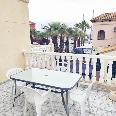 Marina Sunrise Puerto טורבייחה