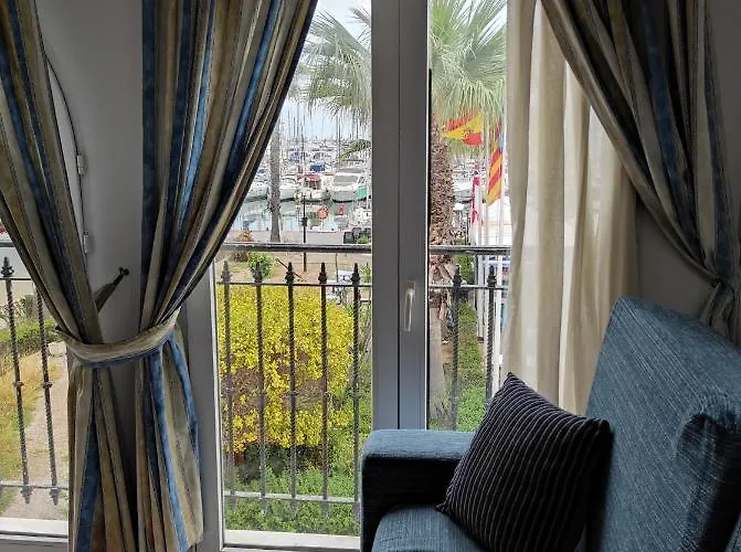 Marina Sunrise Puerto *